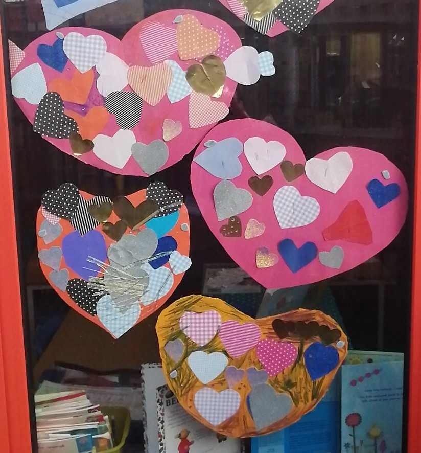 Heene Primary school raise mental health awareness and spread joy with NHS charity Hearts of Gold Campaign thumbnail