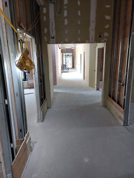 WARDCORRIDOR2.jpg